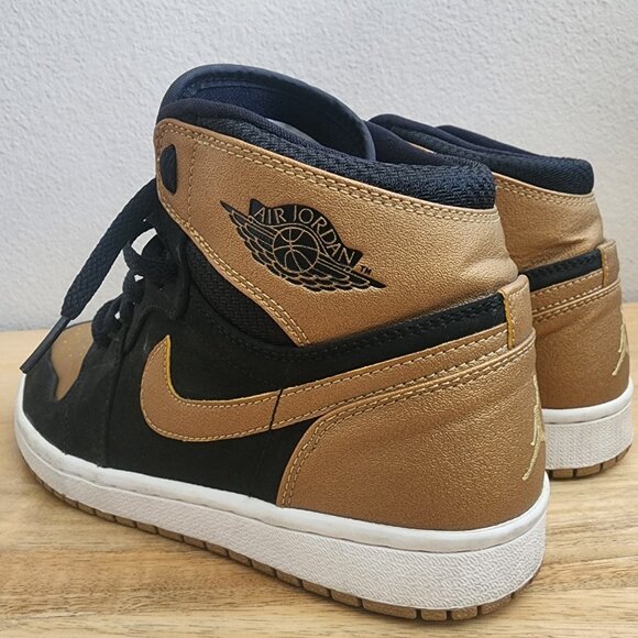 Nike Mens Air Jordan 1 Retro High Sneakers Melo Black Gold‎ 332550-026 Size 8.5 - Picture 7 of 12